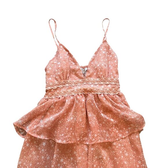 BTFL-Life Coral Maxi Dress Tiered Lace Trim Star Print Flowy Size Medium NWT - Picture 2 of 12